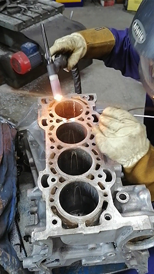 Сварочные работы по ГБЦ, БЦ в Крыму | СТО «РАСТОЧКА»